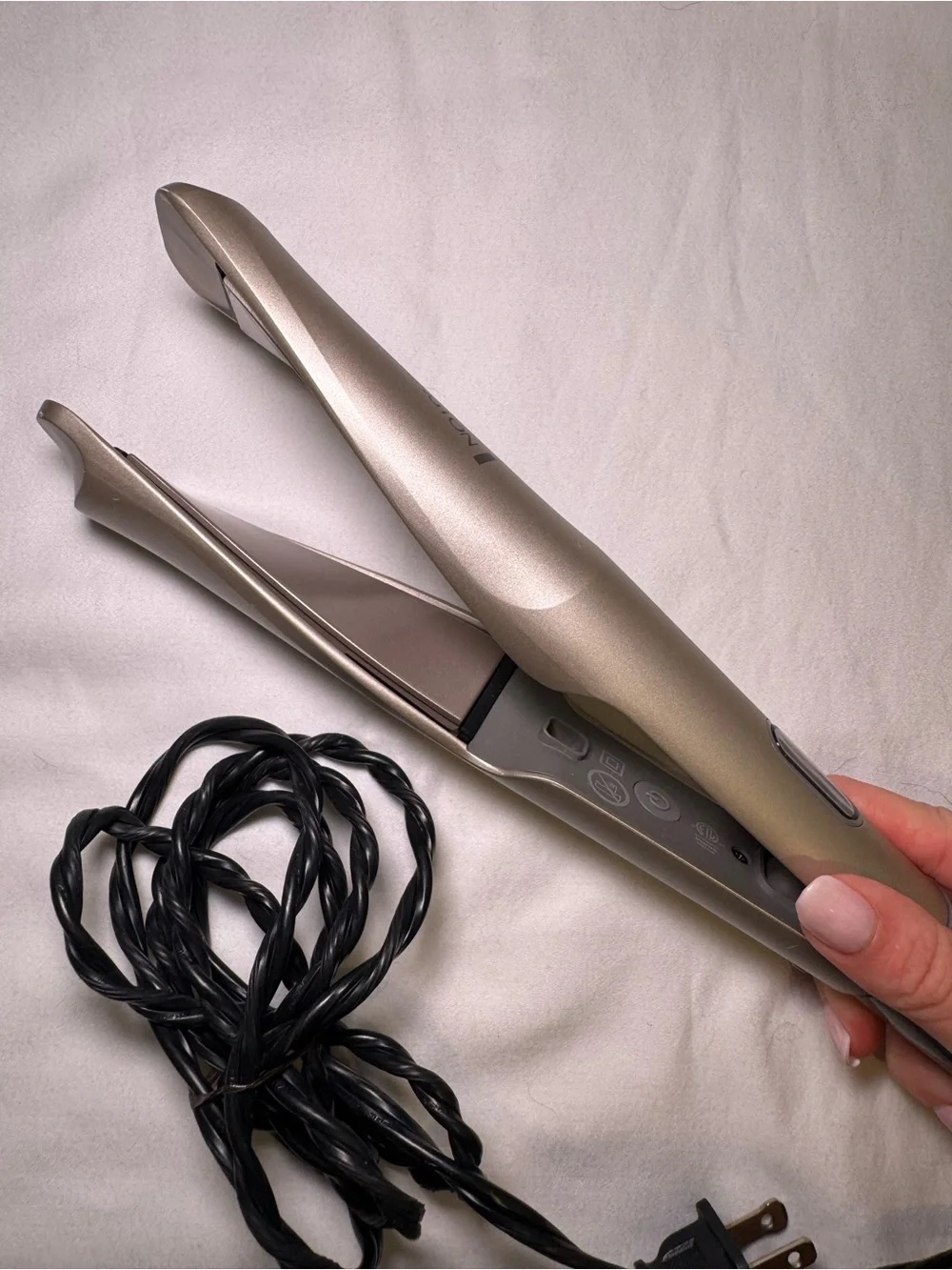 Remington Gold-Tone Ceramic Hair Straightener with Gray Trim